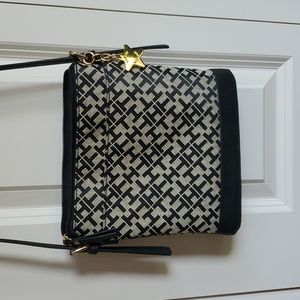 Tommy Hilfiger purse